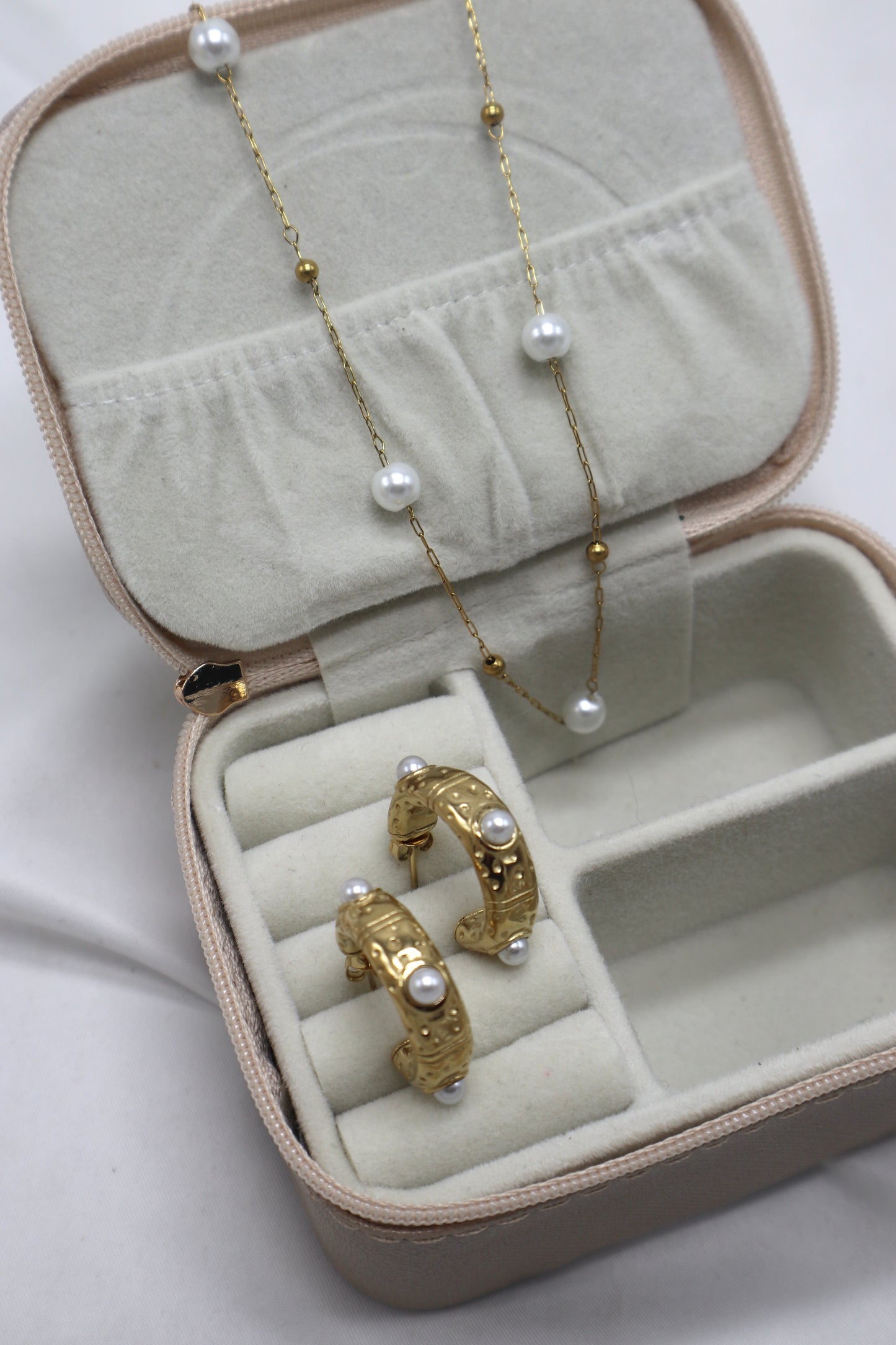 Conjunto Pearl Dourado